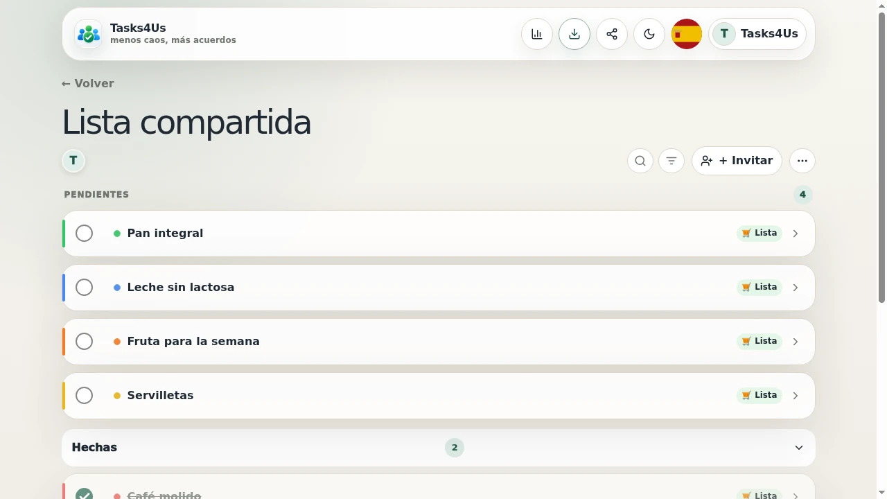Lista de elementos Compra semanal en español con productos pendientes y productos ya comprados.